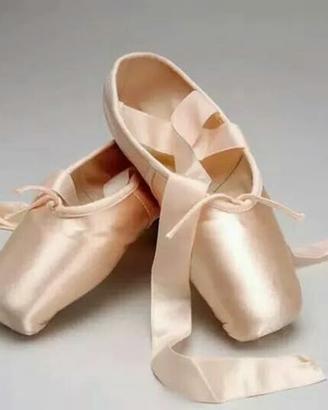 Scarpe da danza le punte