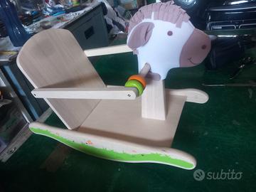 cavallo a dondolo per bambini 