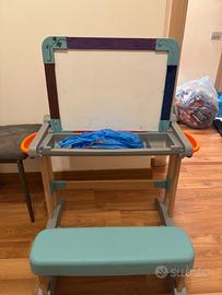 Scrivania bambini con lavagna, calamite e panchina