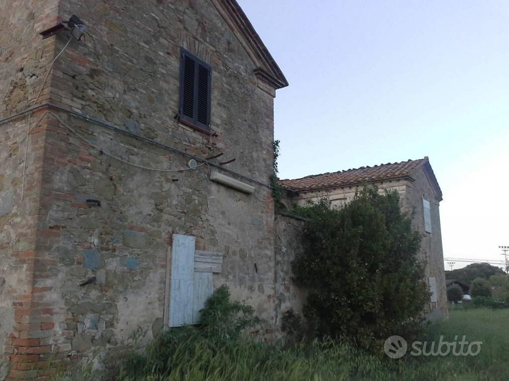 Immobile in asta di 8755 m² con più di 5 locali a - Vista 4