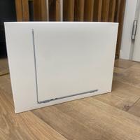 MacBook Air 13 M4 2025 Nuovo Acquistato in Apple