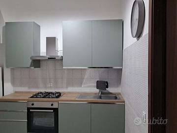 Stanze singole lavoratrici - zona Policlinico/Staz