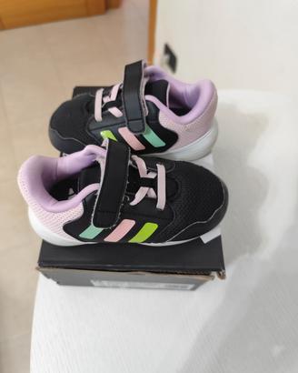 Scarpe Adidas n. 25 kids