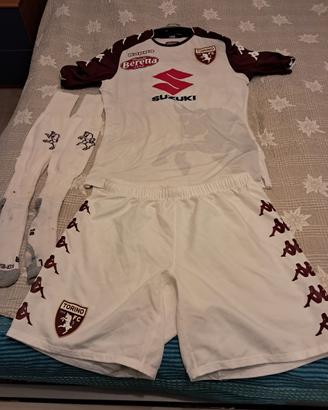 Completo calcio  Torino Calcio originale 