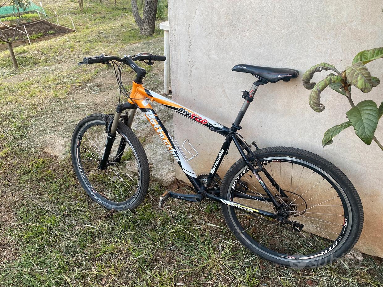 Bottecchia fx 520 Fantastiche offerte di Biciclette