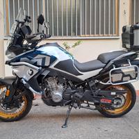 CFMOTO MT800
