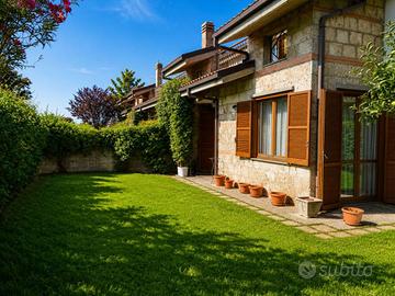 Villa di 170 m² con più di 5 locali e box auto a T