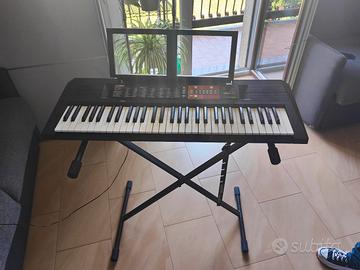 Tastiera Yamaha PSR-F51 