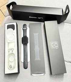 Apple Watch Nike serie 4, 44mm