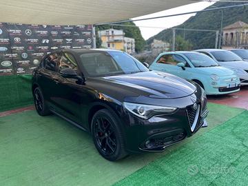 Alfa Romeo Stelvio 190 CV Q4 SPRINT Total Black Fu