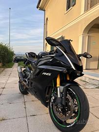 Yamaha YZF R6 Black 26.000 km