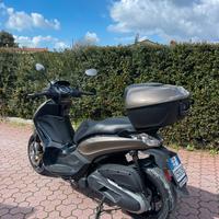 Piaggio Beverly 350