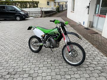 Kawasaki KXE 250 2t ENDURO CROSS