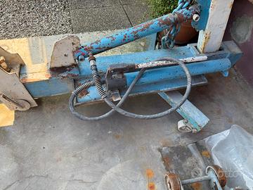 Paranco artigianale per carrozzeria 