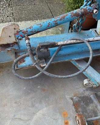 Paranco artigianale per carrozzeria 
