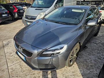 VOLVO V40 D2 'eco' Momentum