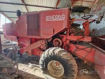 Mietitrebbia Laverda M 84