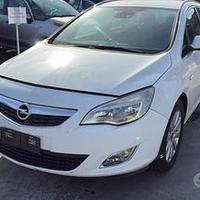 Ricambi opel Astra J cofano paraurti anteriore tra