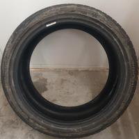 Pneumatico 225/40 R18