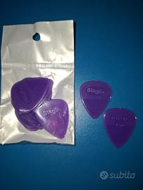 Set 12 plettri Stagg nylon 0.73mm