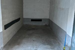 Box auto via Torino 112