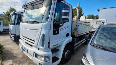 Iveco 120E24 K scarrabile