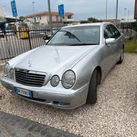 Mercedes-benz E 270 CDI cat Avantgarde