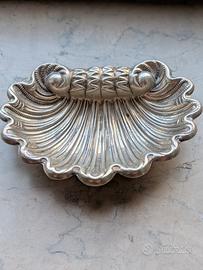 Conchiglia battesimale/svuota tasche in argento 