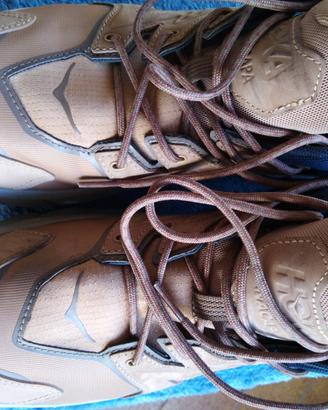 Scarpa uomo Hoka one one