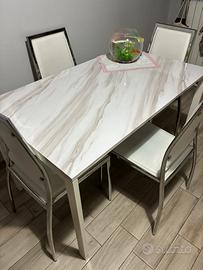 Tavolo cucina o scrivania