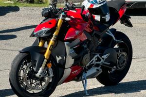 Ducati streetfighter v4s