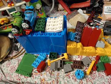 Set trenino Thomas e Percy costruzioni