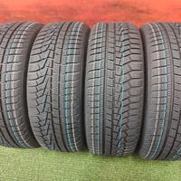 205 55 17 Gomme Invernali NEW Hankook 205 55R17
