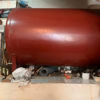 Cisterna  per gasolio in ferro da 1000 litri.