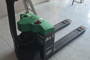 Stoccatore carrello elettrico 