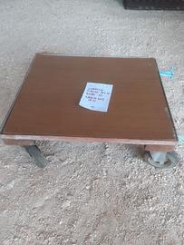 Carrello porta attrezzi