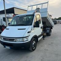 Iveco Daily 35c14 Ribaltabile Trilaterale con GRU
