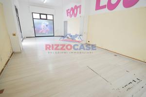 Locale Commerciale - Corigliano-Rossano