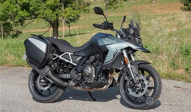 SUZUKI V-Strom 800SE