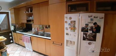 Cucina in legno massello – Prezzo trattabile