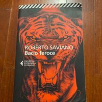 Libro bacio feroce