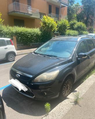 Ford Focus 1.6 TDCi 2009 – marciante da riparare