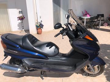 Yamaha Majesty