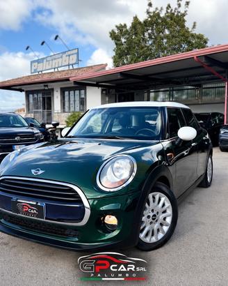 Mini 1.5 Cooper D 5 porte CAMBIO AUTOMATICO
