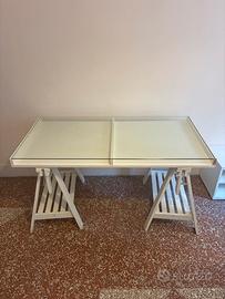 Scrivania Ikea Finnvard 140x70x77