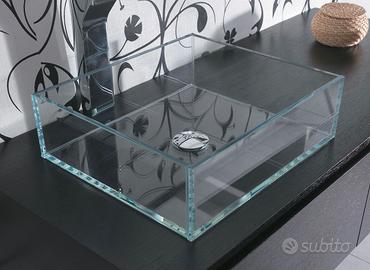 Lavabo d’appoggio in cristallo