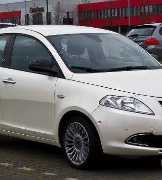 Parabrezza Lancia Ypsilon da 2011 in poi