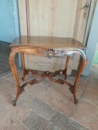 tavolino antico in noce