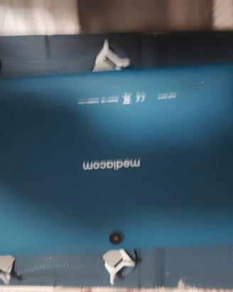 tablet con tastiera  leggi la descrizione