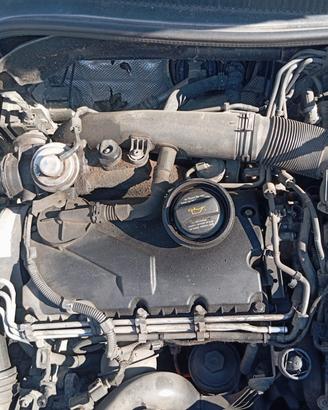 Motore usato VW GOLF 5 2005 1.9 gasolio KW77 codic